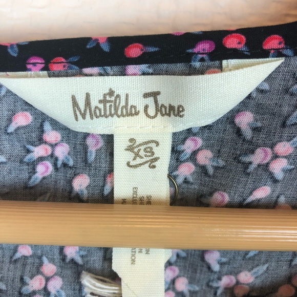 NWT Matilda Jane White Eyelet Snow Globe Tunic Top - Picture 5 of 8